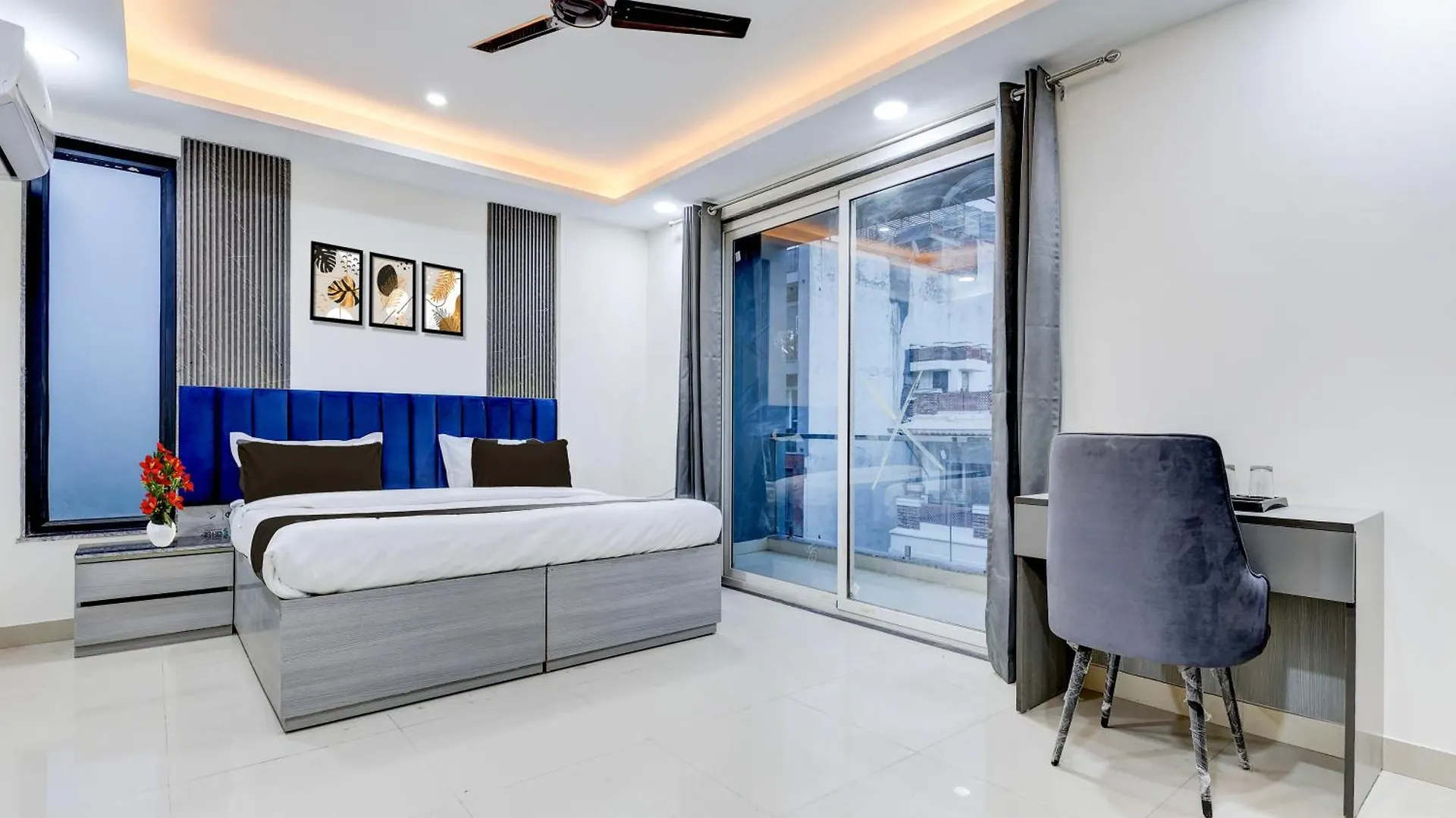 Madstays Hotel Cloudbay Sector - 29